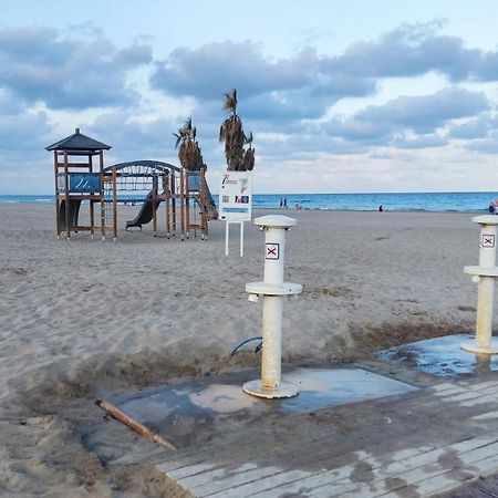 Playa De Canet, Gran Terraza Valencia Exterior photo