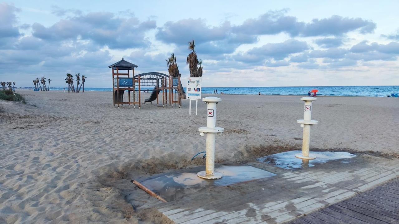Playa De Canet, Gran Terraza Valencia Exterior photo